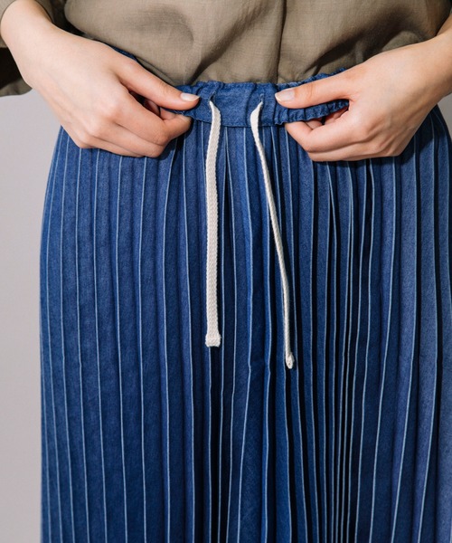 Munich(ミューニック)の「TCデニムプリーツスカート(デニムスカート・レディース・ネイビー/ブルー・FREE)」の12枚目の写真