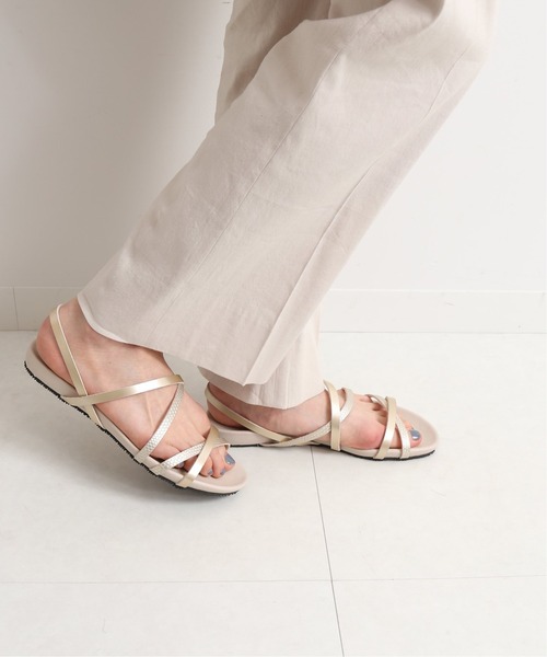 SLOBE IENA(スローブイエナ)の「【PLAKTON/プラクトン】 フラットサンダル◆(サンダル・レディース・ブラック/ゴールド・38/35/36/37)」の20枚目の写真