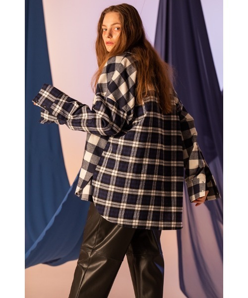 AULA AILA（アウラアイラ）の「3WAYチェックシャツドレス（ドレス・レディース・レッド/ネイビー/ブラック・0）」の12枚目の写真