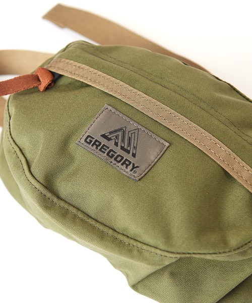 GREGORY(グレゴリー)の「GREGORY TEENY TAILMATE (グレゴリー )(4colors)(Unisex)(1196511775)(ボディバッグ/ウエストポーチ・メンズ・ブラック/サンドベージュ/グリーン系その他/グリーン系カモフラージュ/ブラウン系カモフラージュ/オリーブ/パープル系その他/ターコイズブルー・FREE)」の13枚目の写真