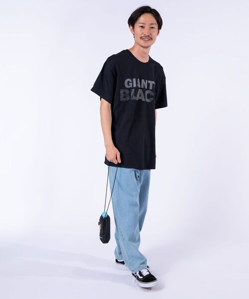 SHIPS(シップス)の「GIANTS×SHIPS: CAT 巾着 ネック ポーチ(ボディバッグ/ウエストポーチ・メンズ・ブラック/オレンジ・ONE SIZE)」の6枚目の写真