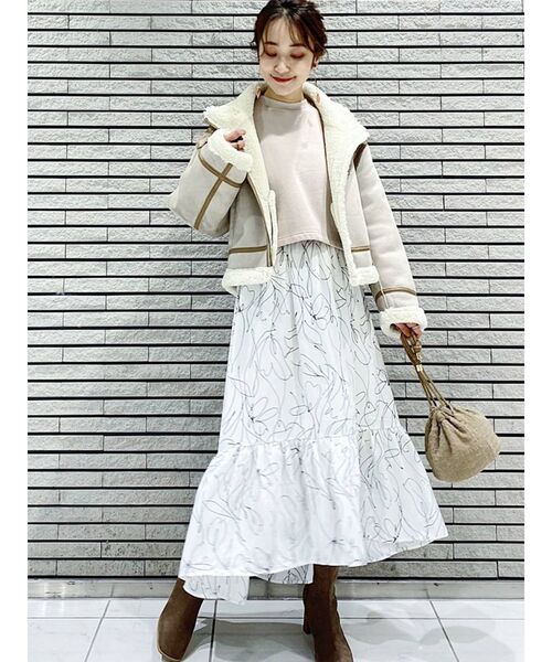 MERCURYDUO（マーキュリーデュオ）の「DC バックプリントクロップドスウェット（Tシャツ/カットソー・レディース・アイボリー/ベージュ・FREE）」の6枚目の写真