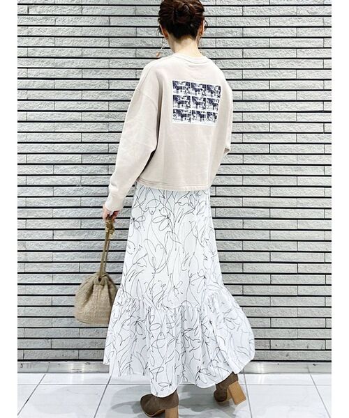 MERCURYDUO（マーキュリーデュオ）の「DC バックプリントクロップドスウェット（Tシャツ/カットソー・レディース・アイボリー/ベージュ・FREE）」の7枚目の写真