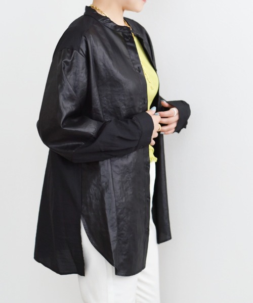 palm RICHE(ポームリシュ)の「レザーライクシアーシャツ(シャツ/ブラウス・レディース・ブラック/ベージュ/ブラウン・M)」の5枚目の写真