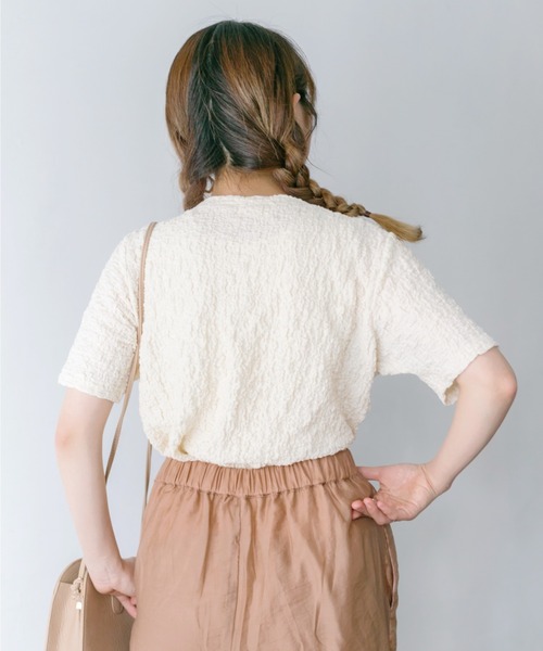 nemne store(ネンネストア)の「さわやかな朝のジャガードトップス(Tシャツ/カットソー・レディース・ブラック/アイボリー/ベージュ/ライム・フリー)」の13枚目の写真