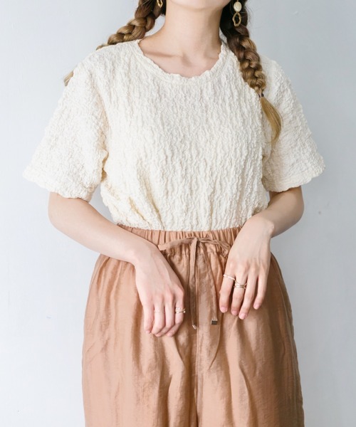 nemne store(ネンネストア)の「さわやかな朝のジャガードトップス(Tシャツ/カットソー・レディース・ブラック/アイボリー/ベージュ/ライム・フリー)」の5枚目の写真