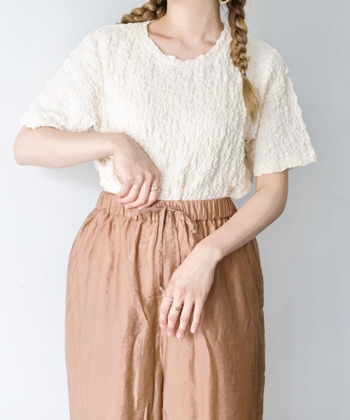 nemne store(ネンネストア)の「さわやかな朝のジャガードトップス(Tシャツ/カットソー・レディース・ブラック/アイボリー/ベージュ/ライム・フリー)」の6枚目の写真