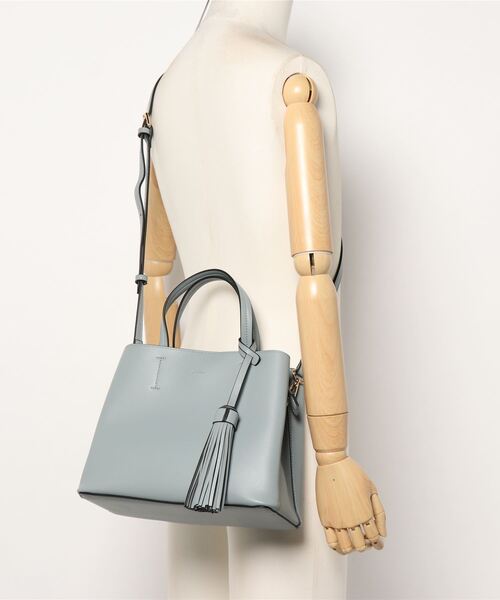 Ungrid(アングリッド)の「【Ungrid/アングリッド】ビッグタッセル ハンドバッグ(ハンドバッグ・レディース・ブラック/ダークブラウン/ベージュ/オリーブ/カーキ/アイボリー/ベージュ系その他/ブルー系その他/キャメル/スモークピンク/ワイン/ダークベージュ・FREE)」の13枚目の写真