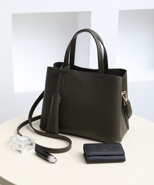 Ungrid(アングリッド)の「【Ungrid/アングリッド】ビッグタッセル ハンドバッグ(ハンドバッグ・レディース・ブラック/ダークブラウン/ベージュ/オリーブ/カーキ/アイボリー/ベージュ系その他/ブルー系その他/キャメル/スモークピンク/ワイン/ダークベージュ・FREE)」の8枚目の写真