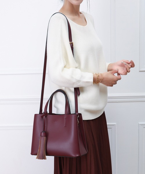 Ungrid(アングリッド)の「【Ungrid/アングリッド】ビッグタッセル ハンドバッグ(ハンドバッグ・レディース・ブラック/ダークブラウン/ベージュ/オリーブ/カーキ/アイボリー/ベージュ系その他/ブルー系その他/キャメル/スモークピンク/ワイン/ダークベージュ・FREE)」の12枚目の写真