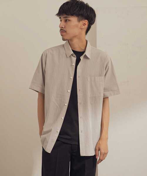 URBAN RESEARCH DOORS（アーバンリサーチドアーズ）の「マイクロサッカー レギュラーカラーシャツ（シャツ/ブラウス・メンズ・グレー/イエロー/ブラック・38/40）」の5枚目の写真