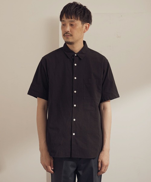 URBAN RESEARCH DOORS（アーバンリサーチドアーズ）の「マイクロサッカー レギュラーカラーシャツ（シャツ/ブラウス・メンズ・グレー/イエロー/ブラック・38/40）」の17枚目の写真