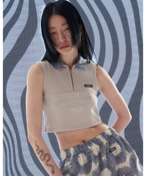 oddoneout(オッドワンアウト)の「『ODD ONE OUT/オッドワンアウト』Denim collar zipper top/デニムカラー ジッパー トップ クロップド丈 スリーブレス(Tシャツ/カットソー・レディース・ネイビー/ブルー/アイボリー・FREE)」の2枚目の写真