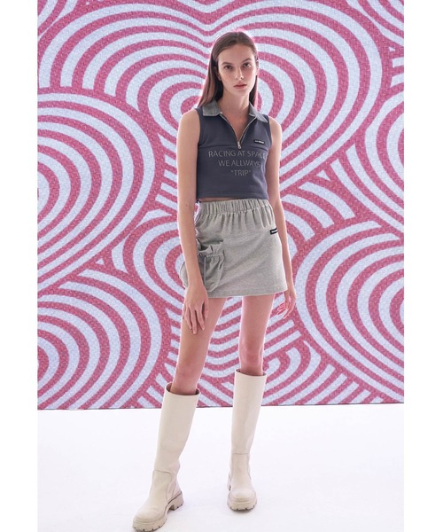 oddoneout(オッドワンアウト)の「『ODD ONE OUT/オッドワンアウト』Denim collar zipper top/デニムカラー ジッパー トップ クロップド丈 スリーブレス(Tシャツ/カットソー・レディース・ネイビー/ブルー/アイボリー・FREE)」の20枚目の写真