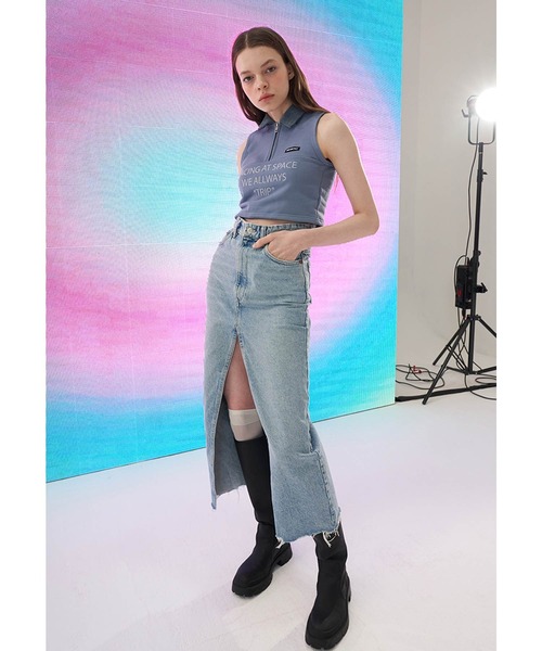 oddoneout(オッドワンアウト)の「『ODD ONE OUT/オッドワンアウト』Denim collar zipper top/デニムカラー ジッパー トップ クロップド丈 スリーブレス(Tシャツ/カットソー・レディース・ネイビー/ブルー/アイボリー・FREE)」の21枚目の写真
