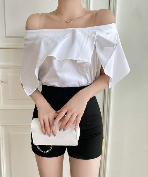 chuu（チュー）の「CHUU スリムハイウエストショートパンツ（その他パンツ・レディース・アイボリー/ブラック・S/M）」の7枚目の写真