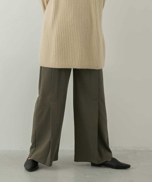 LAATO(ラート)の「TACK SWEAT PANTS(その他パンツ・レディース・カーキ/オフホワイト・FREE)」の4枚目の写真