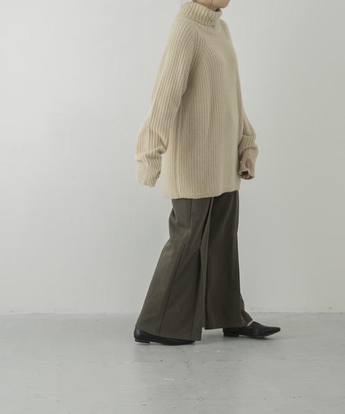 LAATO(ラート)の「TACK SWEAT PANTS(その他パンツ・レディース・カーキ/オフホワイト・FREE)」の12枚目の写真
