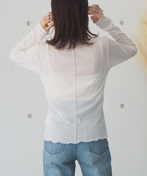 tiptop（ティップトップ）の「【2サイズ展開】シアーメローハイネックロンT 【Lサイズあり】（Tシャツ/カットソー・レディース・オフホワイト/ブラック/ブルー/モカ/グリーン/ブラウン・FREE/L）」の10枚目の写真