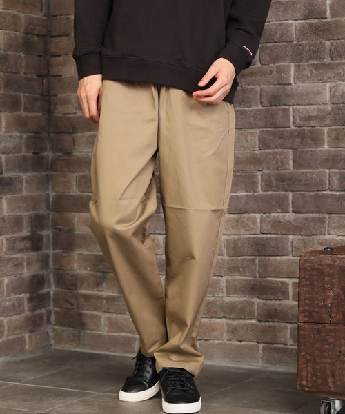 Beno(ビーノ)の「ワイド テーパード イージーシェフパンツ(チノパンツ・メンズ・ブラック系その他3/ネイビー/オリーブ/ベージュ系その他/ベージュ/ブルー系その他/ダークインディゴブルー/ライトインディゴブルー/オフホワイト/ブラウン系その他3/ブラウン系その他/ブラック/ブラウン系その他2・L/M/XL)」の7枚目の写真