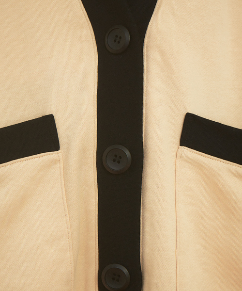 Rouge vif Anna（ルージュヴィフアンナ）の「バイカラーカーディガン（カーディガン/ボレロ・レディース・ベージュ/ブラック・フリー）」の5枚目の写真