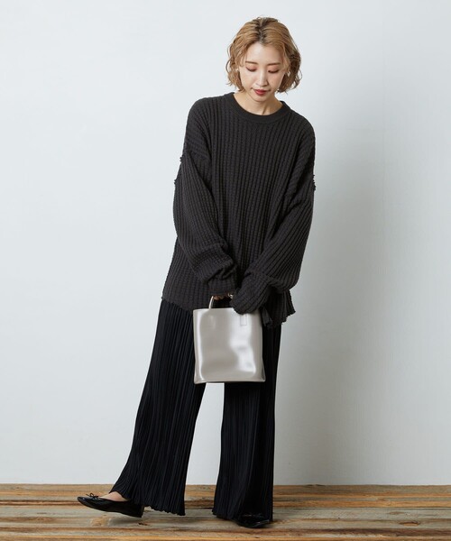 FREAK'S STORE（フリークスストア）の「▽【WEB限定】鬼ワッフルクルーネックダメージニット（ニット/セーター・レディース・ブラック/ベージュ/オリーブ/ブルー/マスタード/ナチュラル/パープル/ネイビー/イエロー・ﾌﾘ-）」の10枚目の写真