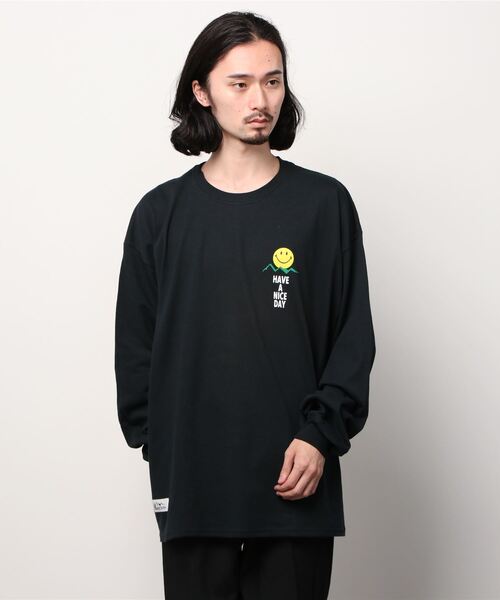MANASTASH（マナスタッシュ）の「MANASTASH/マナスタッシュ　SMILE MOON LS TEE スマイルムーンロングスリーブティー 7113110（Tシャツ/カットソー・メンズ・ブラック/ダークブラウン・MEDIUM/LARGE/X-LARGE）」の2枚目の写真
