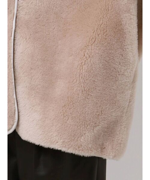 ELENDEEK（エレンディーク）の「ウールボアリバーシブルショートコート（その他アウター・レディース・ブラック/ベージュ・FREE）」の14枚目の写真