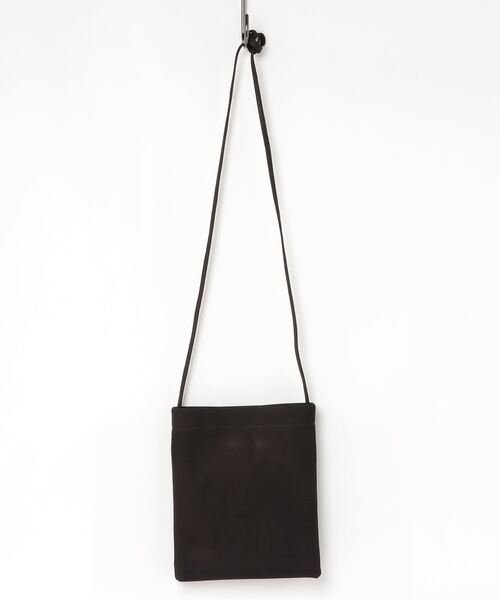 CRONY.(クルーニー)の「【CRONY. /クルニー】 Tatum SLIM SHOULDER L(ショルダーバッグ・メンズ・ネイビー/キャメル/ブラック・FREE)」の6枚目の写真