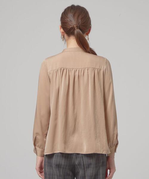 closet story(クローゼットストーリー)の「<closet story(クローゼットストーリー)>ビキモウ スタンドカラー ギャザー ブラウス(シャツ/ブラウス・レディース・ダークグリーン/ベージュ/オレンジ系その他・FREE)」の10枚目の写真