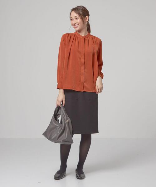 closet story(クローゼットストーリー)の「<closet story(クローゼットストーリー)>ビキモウ スタンドカラー ギャザー ブラウス(シャツ/ブラウス・レディース・ダークグリーン/ベージュ/オレンジ系その他・FREE)」の11枚目の写真