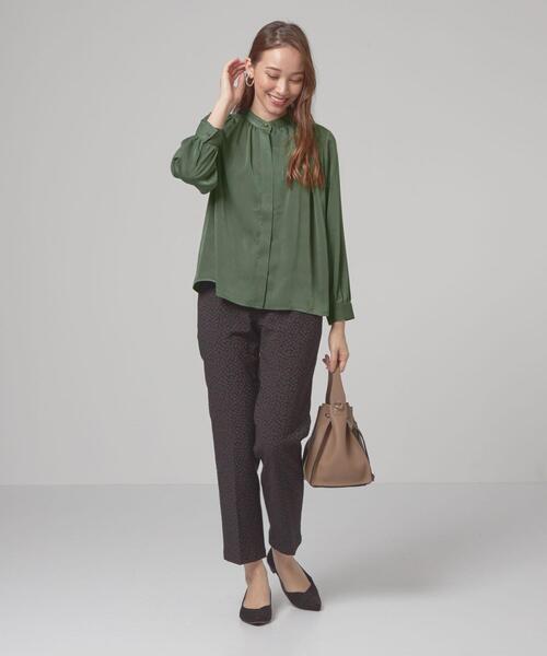 closet story(クローゼットストーリー)の「<closet story(クローゼットストーリー)>ビキモウ スタンドカラー ギャザー ブラウス(シャツ/ブラウス・レディース・ダークグリーン/ベージュ/オレンジ系その他・FREE)」の5枚目の写真