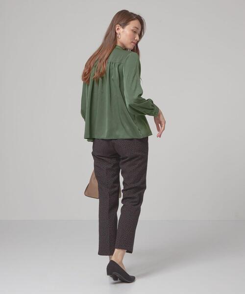 closet story(クローゼットストーリー)の「<closet story(クローゼットストーリー)>ビキモウ スタンドカラー ギャザー ブラウス(シャツ/ブラウス・レディース・ダークグリーン/ベージュ/オレンジ系その他・FREE)」の16枚目の写真