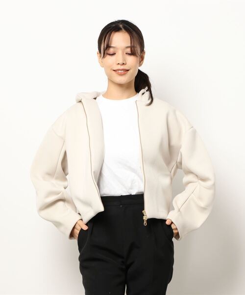 Three Four Time（ｽﾘｰﾌｫｰﾀｲﾑ）の「ZIPパーカー袖タックブルゾン（パーカー・レディース・グリーン/ベージュ/ブラック・FREE）」の2枚目の写真