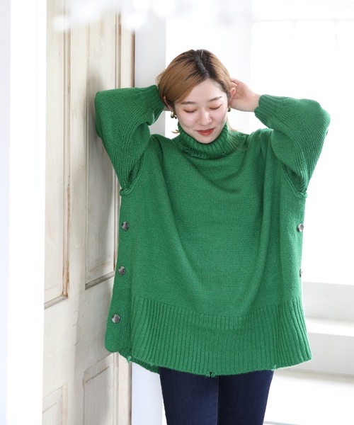 White Collection（ホワイトコレクション）の「2021AW　5GG　モヘアタッチタートルネックロング丈ニット（ニット/セーター・レディース・ブラック/グリーン/アイボリー/ライトベージュ・FREE）」の4枚目の写真