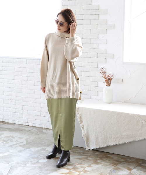 White Collection（ホワイトコレクション）の「2021AW　5GG　モヘアタッチタートルネックロング丈ニット（ニット/セーター・レディース・ブラック/グリーン/アイボリー/ライトベージュ・FREE）」の8枚目の写真