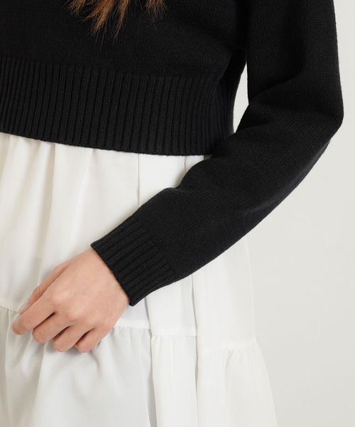 Newlyme（ニューリーミー）の「バックオープンハイネックニットトップス（ニット/セーター・レディース・ホワイト/ブラック/ブラウン/グリーン/ブルーグレー/グレイッシュベージュ・MEDIUM/LARGE/X-LARGE）」の12枚目の写真