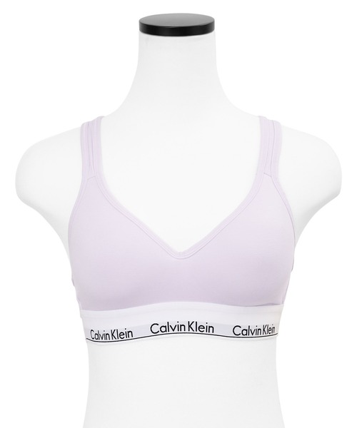 Calvin Klein（カルバン・クライン）の「Calvin Klein Underwear カルバンクライン ブラ レディース スポーツブラ アンダーウェア 女性 下着 ノンワイヤーブラ ワイヤレスブラ 無地 ロゴ（ブラジャー・レディース・ブラック/パープル/ピンク/グレー/パープル系その他・SMALL/X-SMALL/MEDIUM/LARGE）」の3枚目の写真