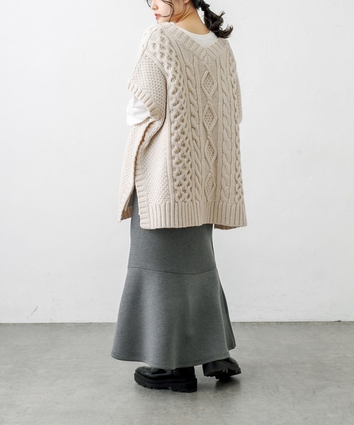PUAL CE CIN（ピュアルセシン）の「シェットランドケーブルニットベスト（ベスト・レディース・アイボリー/モカ/スミクロ・FREE）」の21枚目の写真