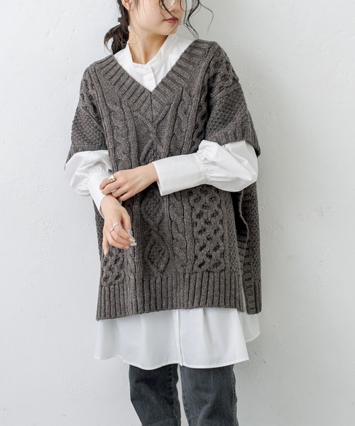 PUAL CE CIN（ピュアルセシン）の「シェットランドケーブルニットベスト（ベスト・レディース・アイボリー/モカ/スミクロ・FREE）」の4枚目の写真