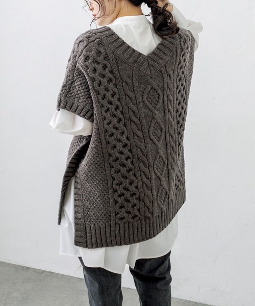 PUAL CE CIN（ピュアルセシン）の「シェットランドケーブルニットベスト（ベスト・レディース・アイボリー/モカ/スミクロ・FREE）」の16枚目の写真