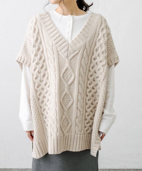 PUAL CE CIN（ピュアルセシン）の「シェットランドケーブルニットベスト（ベスト・レディース・アイボリー/モカ/スミクロ・FREE）」の15枚目の写真