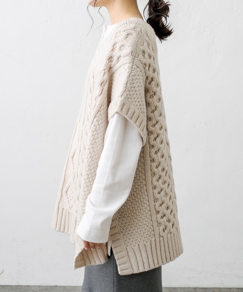 PUAL CE CIN（ピュアルセシン）の「シェットランドケーブルニットベスト（ベスト・レディース・アイボリー/モカ/スミクロ・FREE）」の13枚目の写真