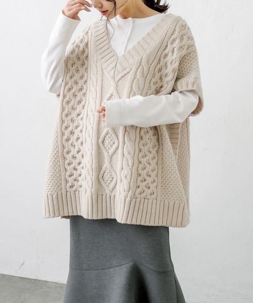 PUAL CE CIN（ピュアルセシン）の「シェットランドケーブルニットベスト（ベスト・レディース・アイボリー/モカ/スミクロ・FREE）」の14枚目の写真