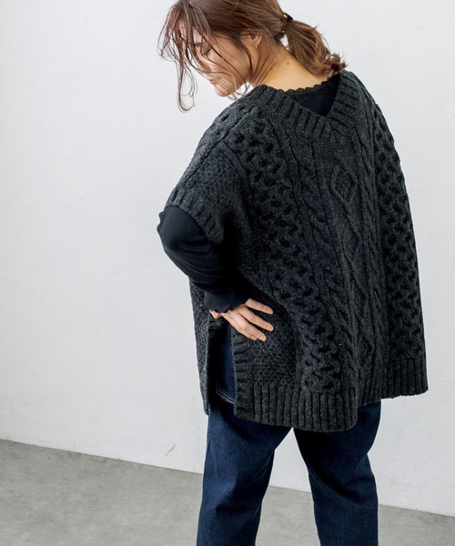 PUAL CE CIN（ピュアルセシン）の「シェットランドケーブルニットベスト（ベスト・レディース・アイボリー/モカ/スミクロ・FREE）」の20枚目の写真