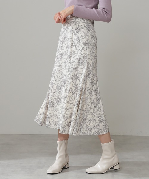 N.(N. Natural Beauty Basic)(エヌエヌナチュラルビューティーベーシック)の「◆線画プリントマーメイドスカート(スカート・レディース・ホワイト系その他/ブラック系その他・MEDIUM)」の2枚目の写真