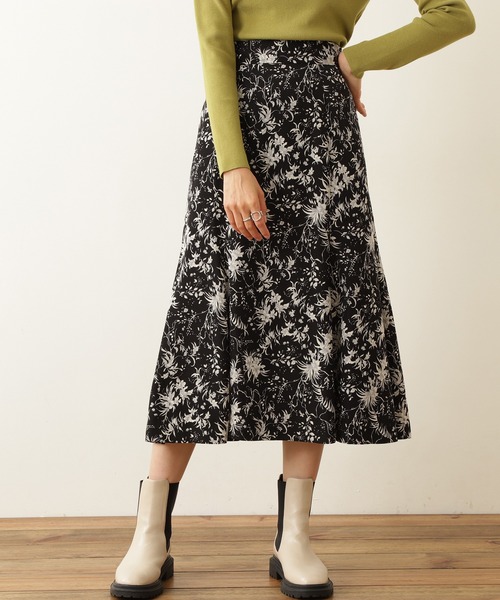 N.(N. Natural Beauty Basic)(エヌエヌナチュラルビューティーベーシック)の「◆線画プリントマーメイドスカート(スカート・レディース・ホワイト系その他/ブラック系その他・MEDIUM)」の7枚目の写真