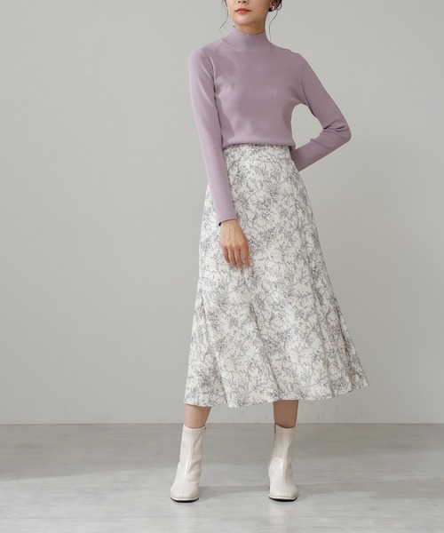 N.(N. Natural Beauty Basic)(エヌエヌナチュラルビューティーベーシック)の「◆線画プリントマーメイドスカート(スカート・レディース・ホワイト系その他/ブラック系その他・MEDIUM)」の3枚目の写真