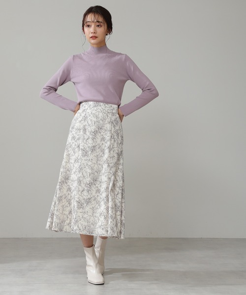 N.(N. Natural Beauty Basic)(エヌエヌナチュラルビューティーベーシック)の「◆線画プリントマーメイドスカート(スカート・レディース・ホワイト系その他/ブラック系その他・MEDIUM)」の4枚目の写真