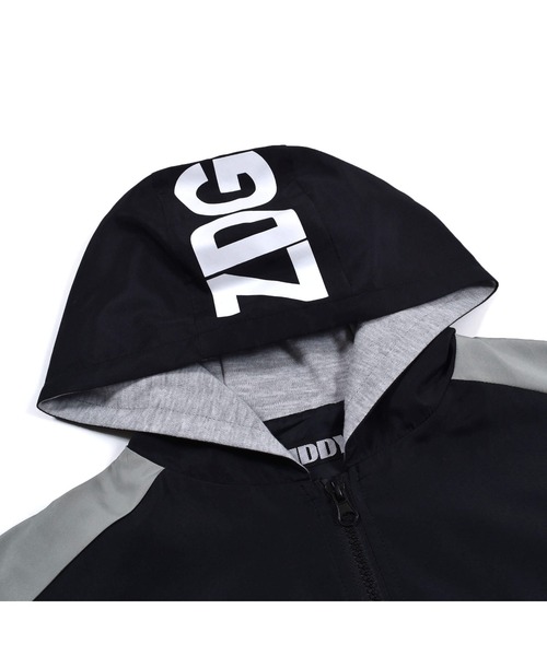 ZIDDY(ジディ)の「ZIDDY/【ニコ☆プチ4月号掲載】フード ロゴ入り カラー 切り替え ジャケット (130~160cm)(ブルゾン・キッズ・ブルー/グリーン・160/150/130/140)」の17枚目の写真